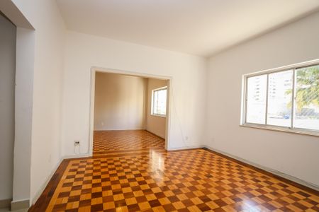Apartamento à venda com 160m², 3 quartos e 1 vagaSala