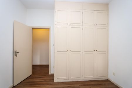 Apartamento à venda com 160m², 3 quartos e 1 vagaQuarto 2