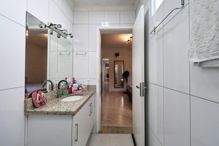 Casa à venda com 160m², 3 quartos e 2 vagasBanheiro da Suíte 3