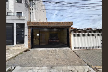 Casa à venda com 160m², 3 quartos e 2 vagasFachada