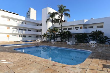 Apartamento para alugar com 118m², 2 quartos e 1 vagaÁrea comum - Piscina