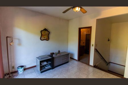 Casa de condomínio à venda com 367m², 4 quartos e 4 vagasSala 2