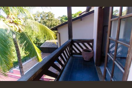 Casa de condomínio à venda com 367m², 4 quartos e 4 vagasVaranda