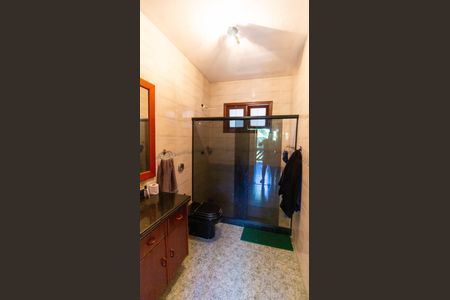 Casa de condomínio à venda com 367m², 4 quartos e 4 vagasBanheiro Social