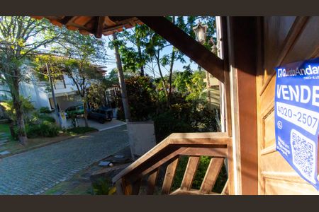 Casa de condomínio à venda com 367m², 4 quartos e 4 vagasPlaca