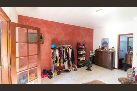 Casa de condomínio à venda com 367m², 4 quartos e 4 vagasSuíte 2