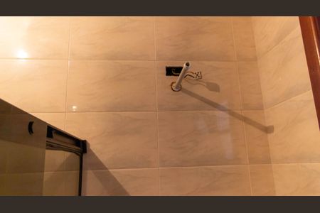 Casa de condomínio à venda com 367m², 4 quartos e 4 vagasBanheiro Social