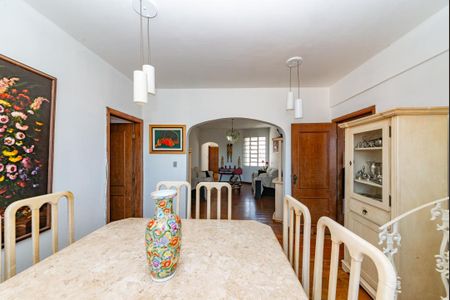 Apartamento para alugar com 300m², 4 quartos e 3 vagas Apartamento para alugar com 300m², 4 quartos e 3 vagasSala 2