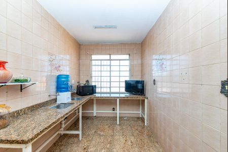 Apartamento para alugar com 300m², 4 quartos e 3 vagas Apartamento para alugar com 300m², 4 quartos e 3 vagasCozinha