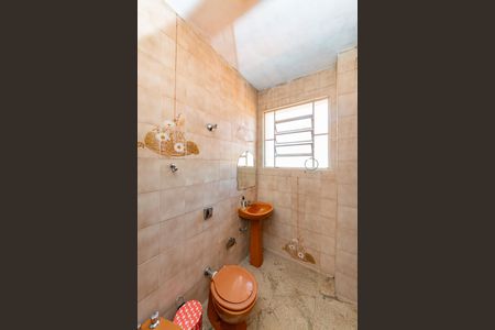 Apartamento para alugar com 300m², 4 quartos e 3 vagas Apartamento para alugar com 300m², 4 quartos e 3 vagasBanheiro da Suíte 2