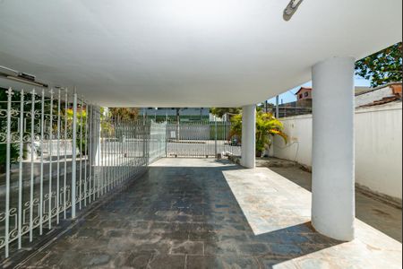 Apartamento para alugar com 300m², 4 quartos e 3 vagas Apartamento para alugar com 300m², 4 quartos e 3 vagasGaragem