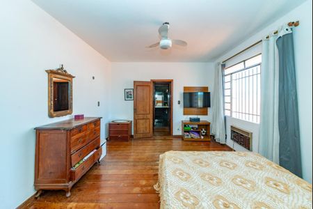 Apartamento para alugar com 300m², 4 quartos e 3 vagas Apartamento para alugar com 300m², 4 quartos e 3 vagasSuíte 1