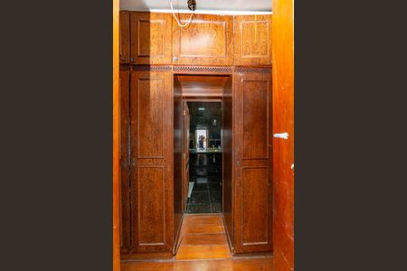 Apartamento para alugar com 300m², 4 quartos e 3 vagas Apartamento para alugar com 300m², 4 quartos e 3 vagasCloset da suíte 1