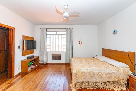 Apartamento para alugar com 300m², 4 quartos e 3 vagas Apartamento para alugar com 300m², 4 quartos e 3 vagasSuíte 1