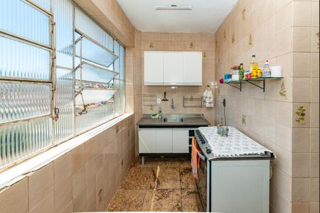 Apartamento para alugar com 300m², 4 quartos e 3 vagas Apartamento para alugar com 300m², 4 quartos e 3 vagasCozinha