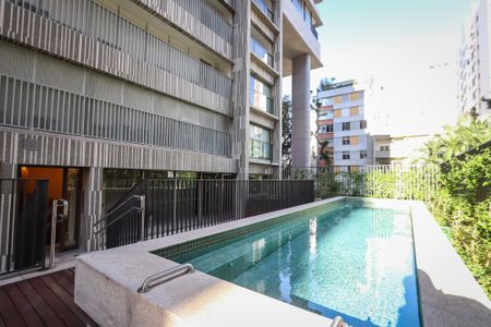Apartamento à venda com 25m², 1 quarto e sem vagaÁrea comum - Piscina