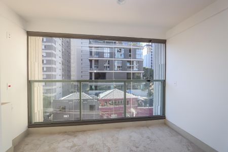 Apartamento à venda com 25m², 1 quarto e sem vagaVaranda