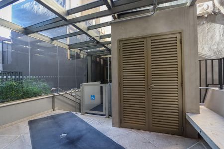 Apartamento à venda com 25m², 1 quarto e sem vagaElevador PCD