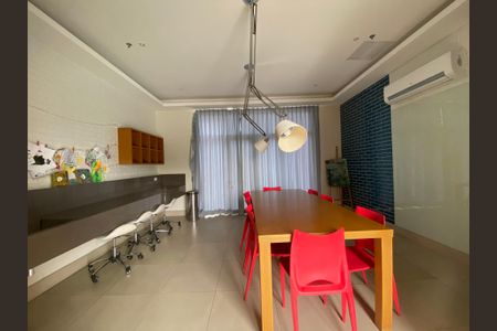 Apartamento à venda com 65m², 2 quartos e 1 vagaÁrea comum
