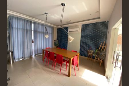 Apartamento à venda com 65m², 2 quartos e 1 vagaÁrea comum