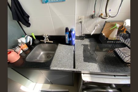 Apartamento à venda com 65m², 2 quartos e 1 vagaÁrea de Serviço