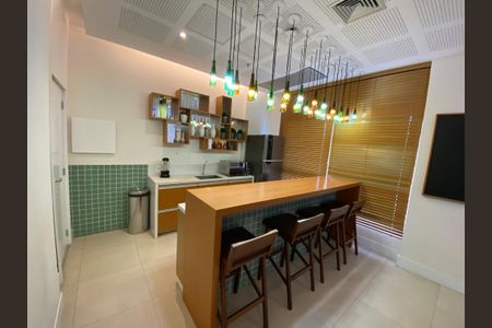 Apartamento à venda com 65m², 2 quartos e 1 vagaÁrea comum