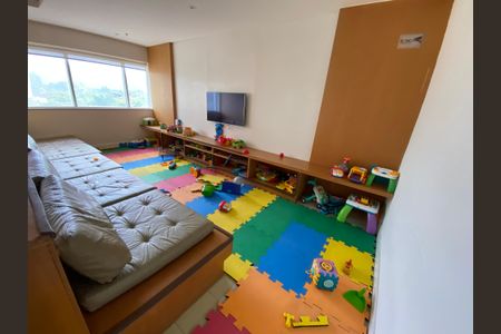 Apartamento à venda com 65m², 2 quartos e 1 vagaÁrea comum