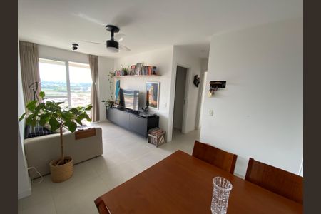 Apartamento à venda com 65m², 2 quartos e 1 vagaSala