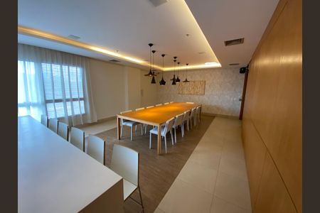 Apartamento à venda com 65m², 2 quartos e 1 vagaÁrea comum