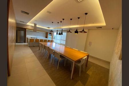 Apartamento à venda com 65m², 2 quartos e 1 vagaÁrea comum