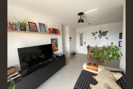 Apartamento à venda com 65m², 2 quartos e 1 vagaSala