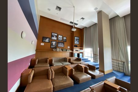 Apartamento à venda com 65m², 2 quartos e 1 vagaCinema