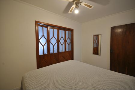 Casa à venda com 240m², 3 quartos e 2 vagasQuarto 1