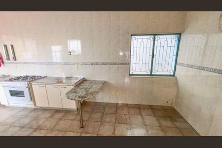 Casa à venda com 508m², 5 quartos e 8 vagasCozinha