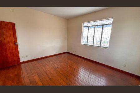 Casa à venda com 508m², 5 quartos e 8 vagasQuarto 1