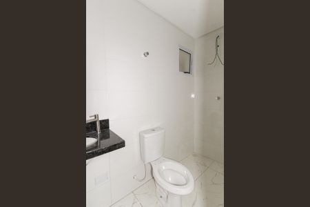 Apartamento à venda com 35m², 2 quartos e sem vaga Apartamento à venda com 35m², 2 quartos e sem vagaBanheiro