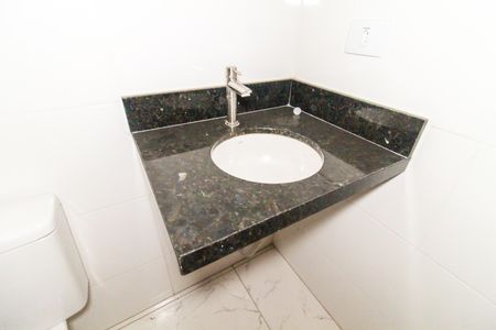 Apartamento à venda com 36m², 2 quartos e sem vagaBanheiro