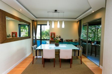 Apartamento à venda com 89m², 2 quartos e 2 vagas Apartamento à venda com 89m², 2 quartos e 2 vagasSala