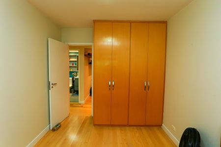 Apartamento à venda com 89m², 2 quartos e 2 vagas Apartamento à venda com 89m², 2 quartos e 2 vagasQuarto