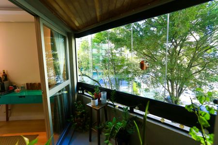 Apartamento à venda com 89m², 2 quartos e 2 vagas Apartamento à venda com 89m², 2 quartos e 2 vagasQuarto Vista