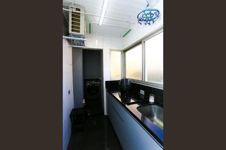 Apartamento à venda com 89m², 2 quartos e 2 vagas Apartamento à venda com 89m², 2 quartos e 2 vagasÁrea de Serviço