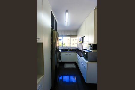 Apartamento à venda com 89m², 2 quartos e 2 vagas Apartamento à venda com 89m², 2 quartos e 2 vagasCozinha