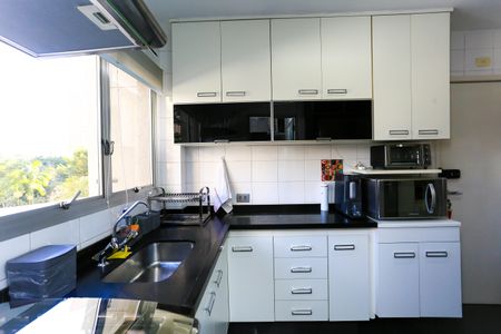 Apartamento à venda com 89m², 2 quartos e 2 vagas Apartamento à venda com 89m², 2 quartos e 2 vagasCozinha