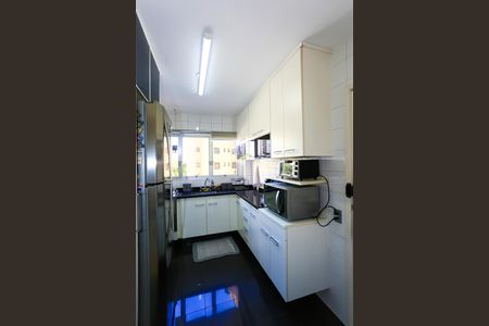 Apartamento à venda com 89m², 2 quartos e 2 vagas Apartamento à venda com 89m², 2 quartos e 2 vagasCozinha