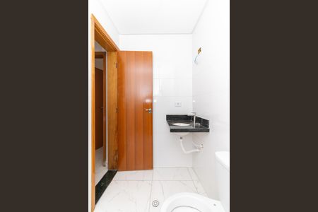 Apartamento à venda com 44m², 2 quartos e sem vaga Apartamento à venda com 44m², 2 quartos e sem vagaBanheiro