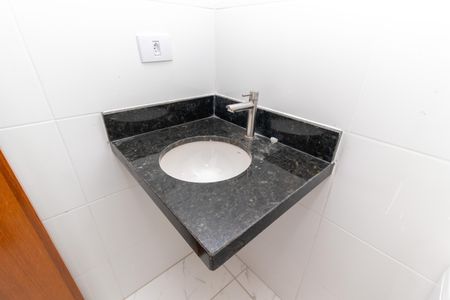 Apartamento à venda com 44m², 2 quartos e sem vaga Apartamento à venda com 44m², 2 quartos e sem vagaBanheiro