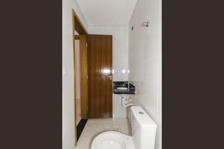 Apartamento à venda com 35m², 2 quartos e sem vaga Apartamento à venda com 35m², 2 quartos e sem vagaBanheiro