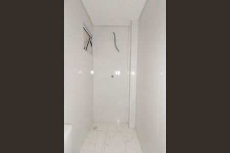 Apartamento à venda com 35m², 2 quartos e sem vaga Apartamento à venda com 35m², 2 quartos e sem vagaBanheiro