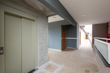 Apartamento à venda com 35m², 2 quartos e sem vagaElevador