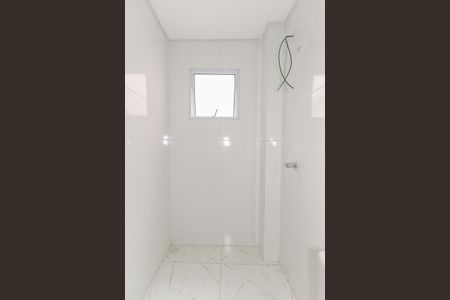 Apartamento à venda com 36m², 2 quartos e sem vaga Apartamento à venda com 36m², 2 quartos e sem vagaBanheiro